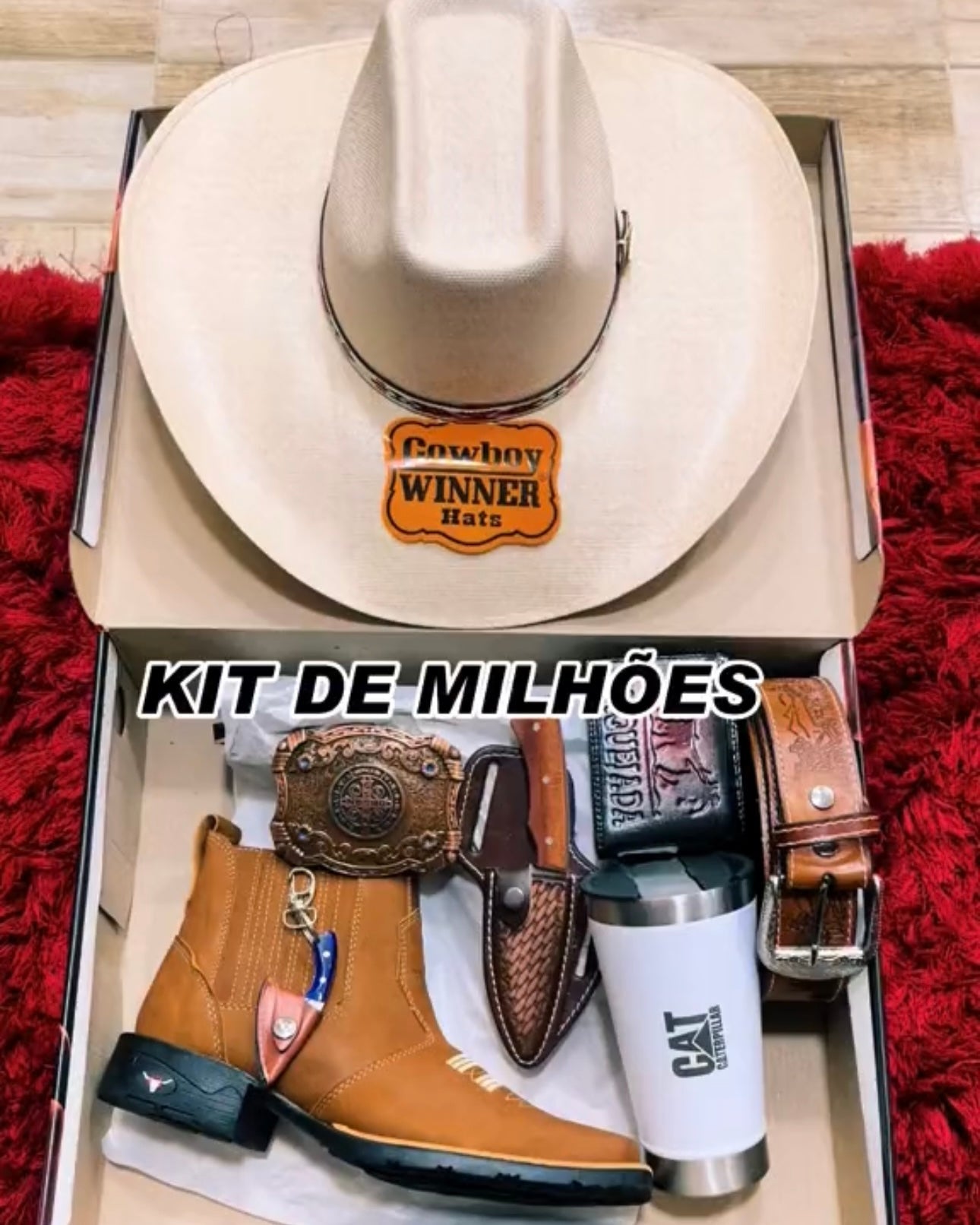 Kit Cowboy Caterpillar - Botina + Chapéu Boiadeiro + Cinto + 2 Facas + Copo Térmico + Fivela (Oferta do trabalhador, Só Hoje!)