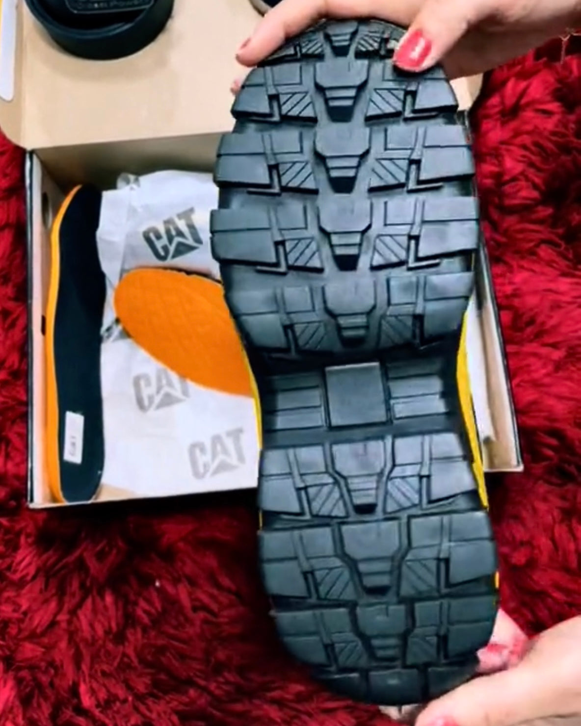 Kit Caterpillar - Botina + Boné + Cinto + Faca + Relógio (Oferta do trabalhador, Só Hoje!)