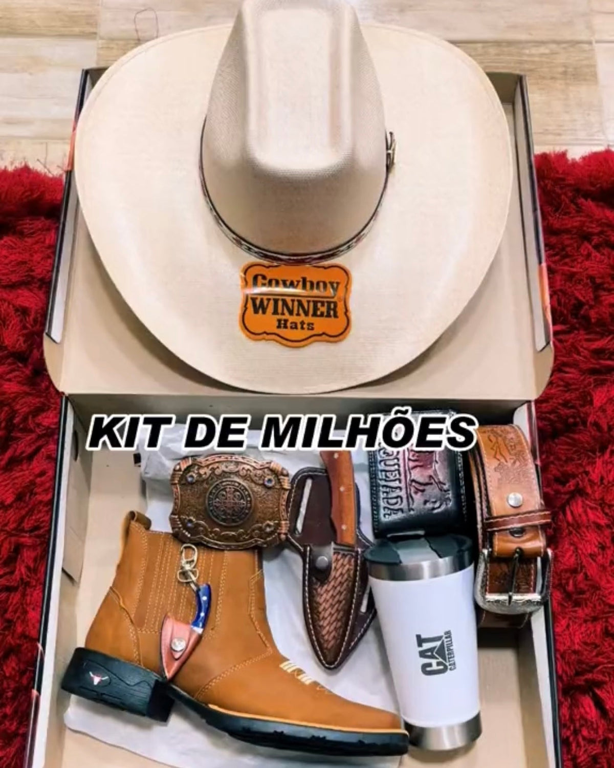 Kit Cowboy Caterpillar - Botina + Chapéu Boiadeiro + Cinto + 2 Facas + Copo Térmico + Fivela (Oferta do trabalhador, Só Hoje!)